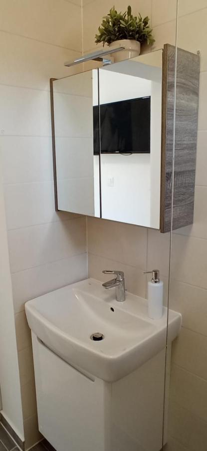 Apartments Davor Drage Ngoại thất bức ảnh